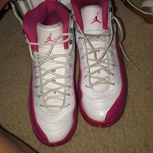Valentine 12s